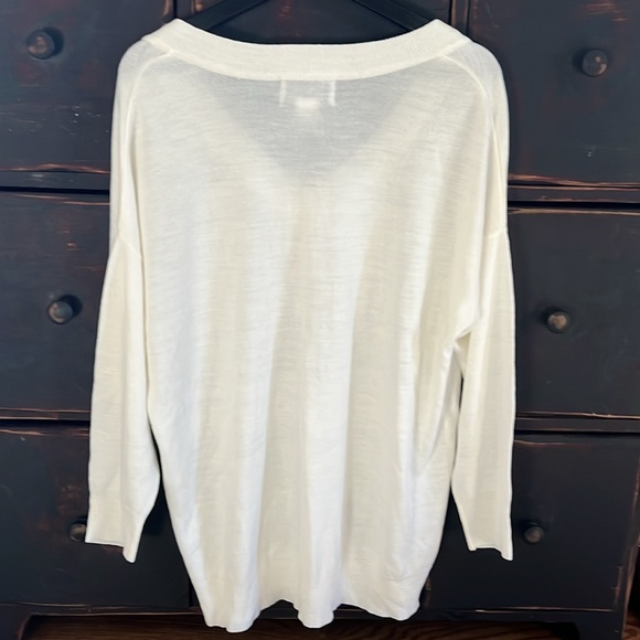 Anthony Richards White V-Neck Sweater - Picture 2 of 5